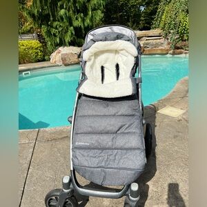 UPPAbaby Cozy Ganoosh EUC